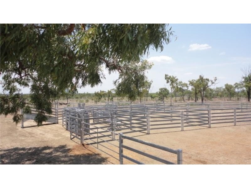 160 Walshs Road, Nebo QLD 4742