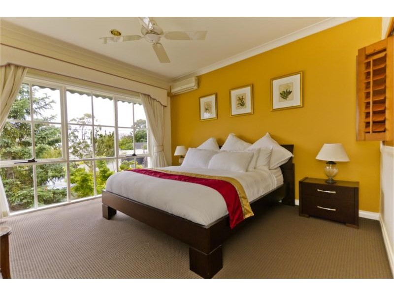 74 Oak Street, Beaumaris VIC 3193