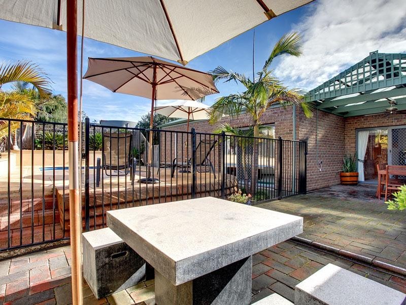 22 Valley View Drive, Mclaren Vale SA 5171