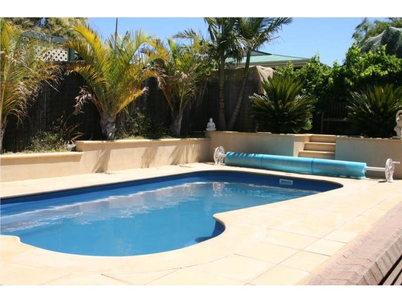 22 Valley View Drive, Mclaren Vale SA 5171