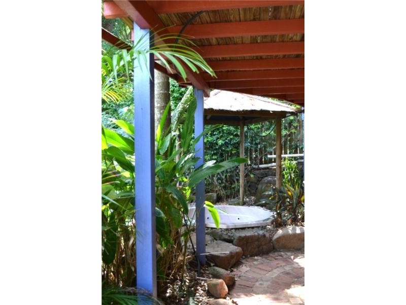 18 Beaumont Drive, East Lismore NSW 2480