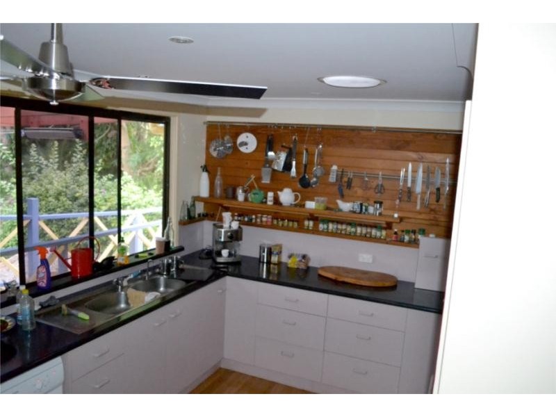 18 Beaumont Drive, East Lismore NSW 2480