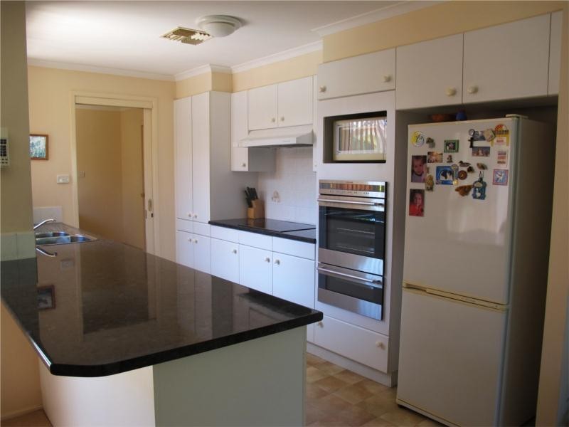 1 Kirkton Close, Raymond Terrace NSW 2324