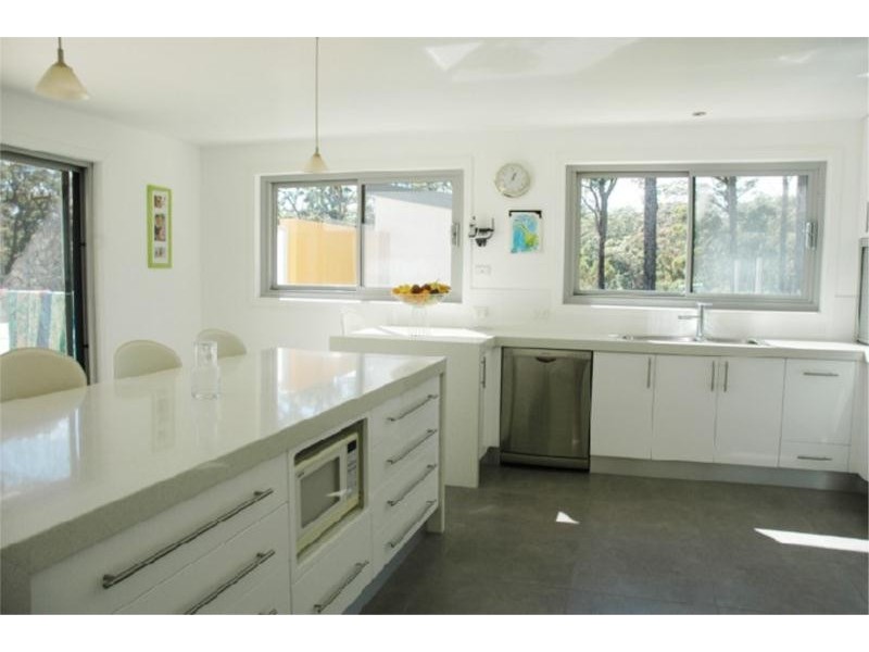 511 Sapphire Coast Drive, Tura Beach NSW 2548