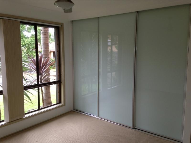 15 Gambia street, Kearns NSW 2558