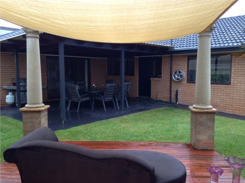 15 Gambia street, Kearns NSW 2558