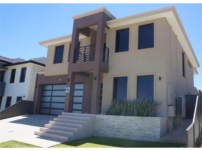 25c Sanderson Street, Embleton WA 6062