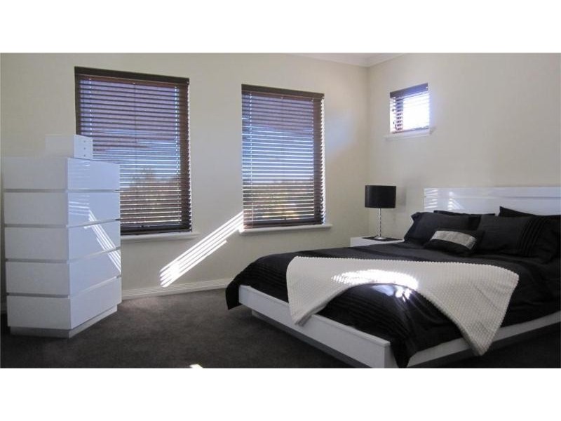 25c Sanderson Street, Embleton WA 6062