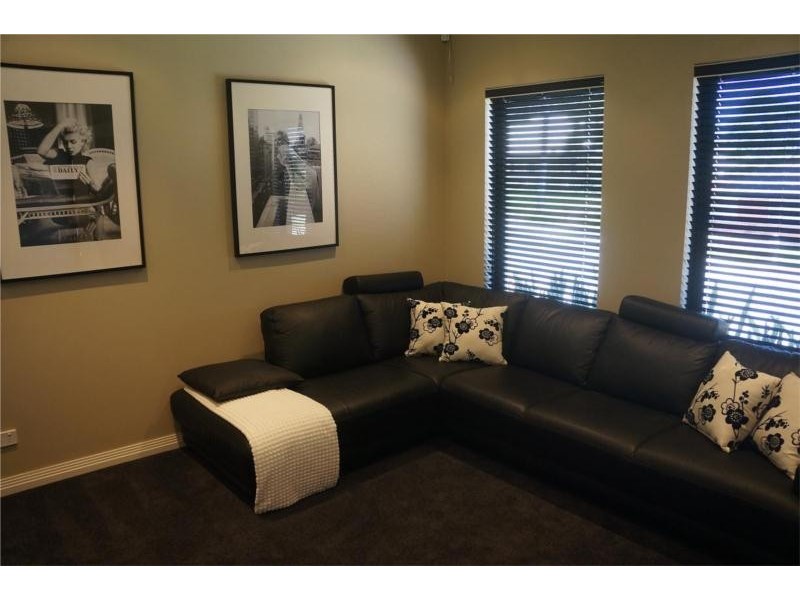 25c Sanderson Street, Embleton WA 6062