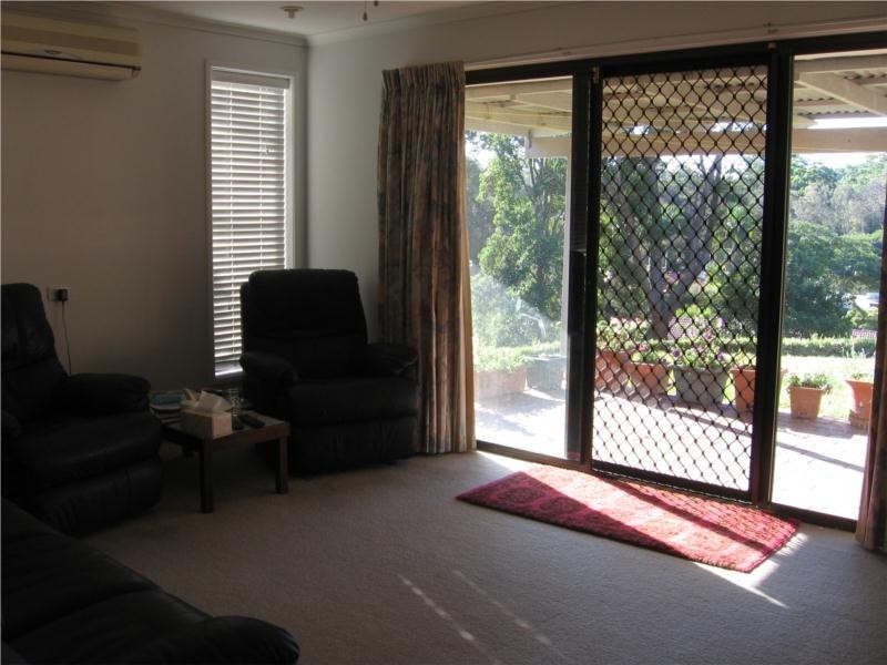 2 Jumbunna Place, Ocean Shores NSW 2483