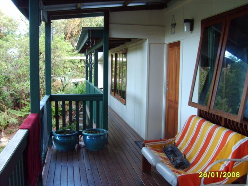 30 Booran Street, Point Lookout QLD 4183