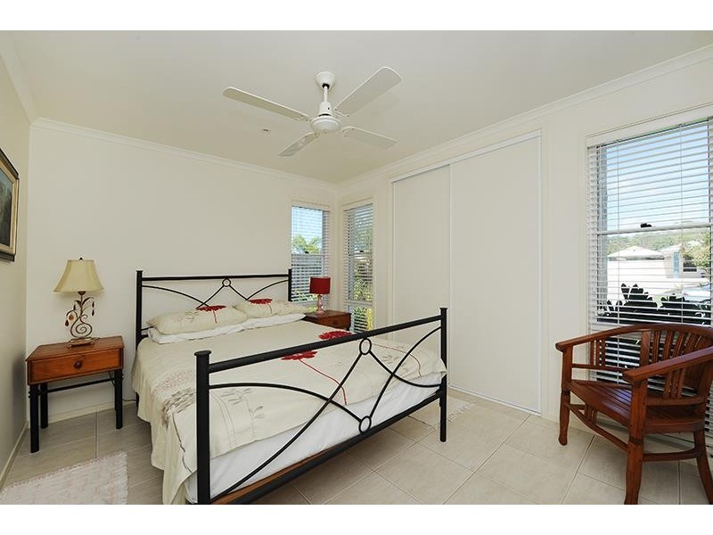 18 Gillingham Place, Pelican Waters QLD 4551