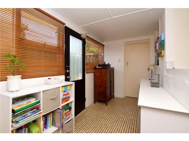 19 Wade St, Joondanna WA 6060