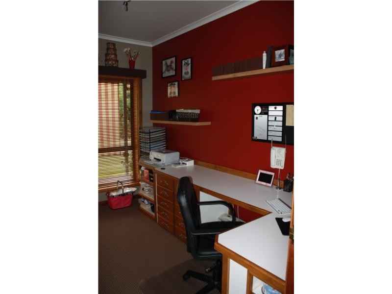 10 Twigden Road, Waikerie SA 5330