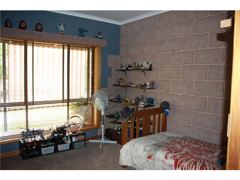 10 Twigden Road, Waikerie SA 5330