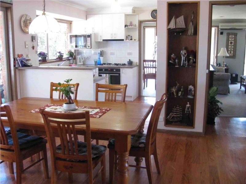 33 Nathan Drive, Bacchus Marsh VIC 3340