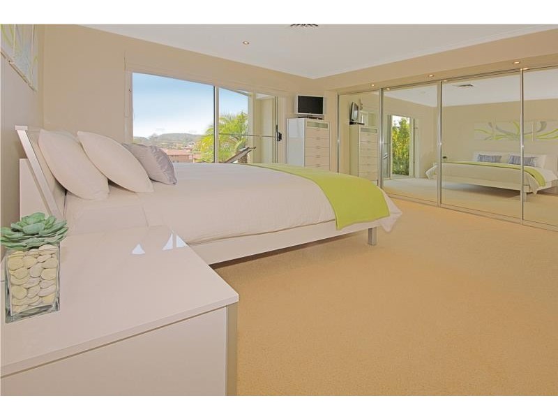 165 George Bass Drive, Surf Beach NSW 2536