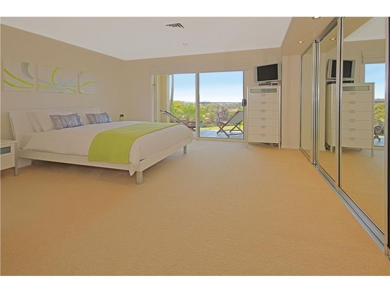 165 George Bass Drive, Surf Beach NSW 2536