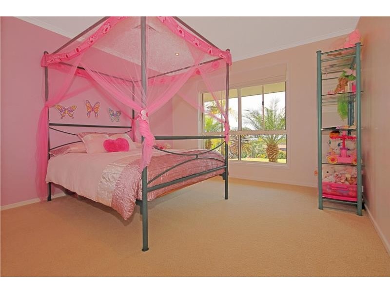 165 George Bass Drive, Surf Beach NSW 2536