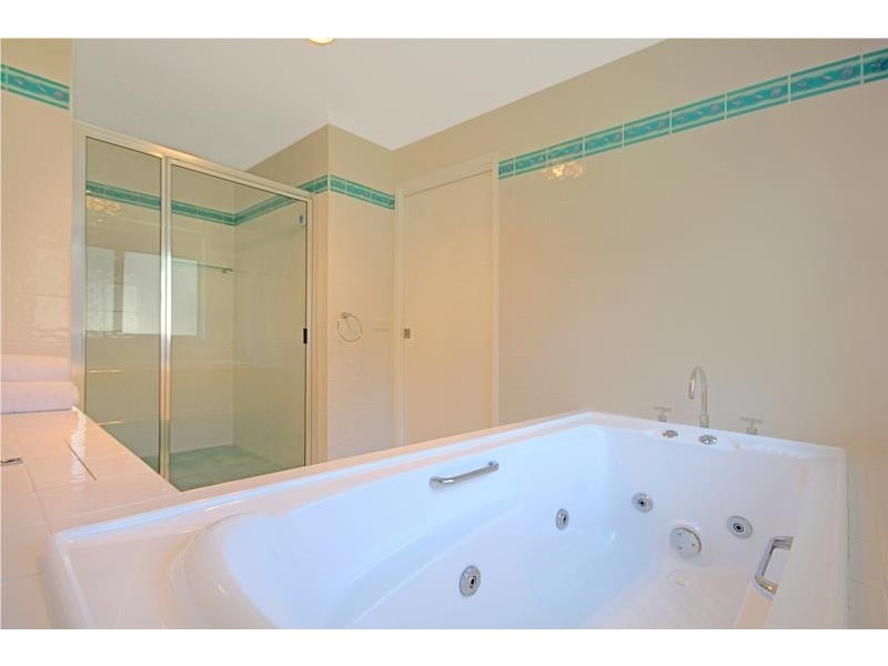 165 George Bass Drive, Surf Beach NSW 2536