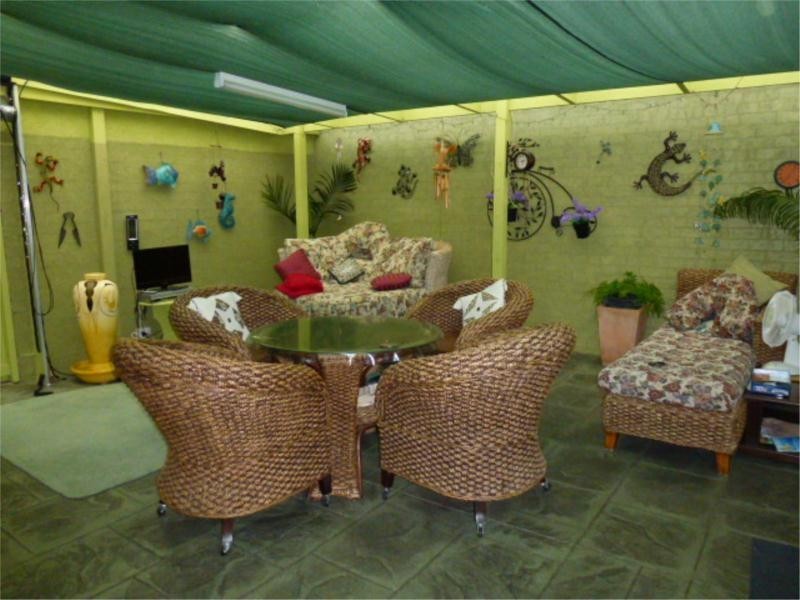 42 Albert Place, Dingley Village VIC 3172