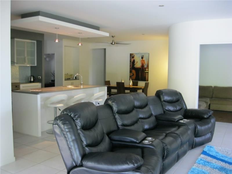31 Propeller Court, Trinity Beach QLD 4879