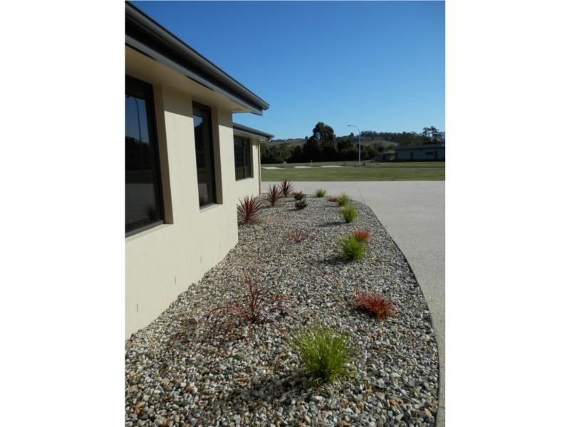 6 Knights Road, West Ulverstone TAS 7315