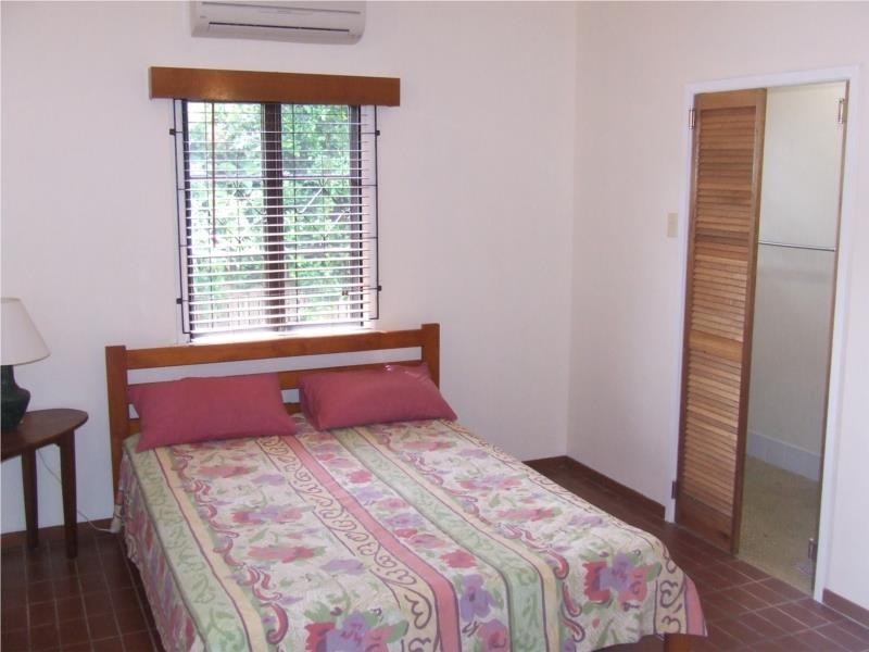 16 Kenilworth Avenue, Hyde Park QLD 4812