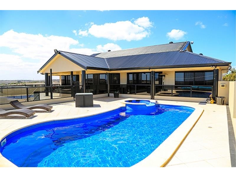 9 Petrel Court, Port Lincoln SA 5606