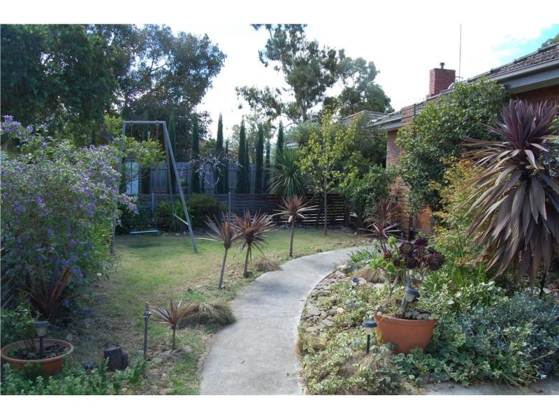1/2 Dubbo street, Sunshine VIC 3020