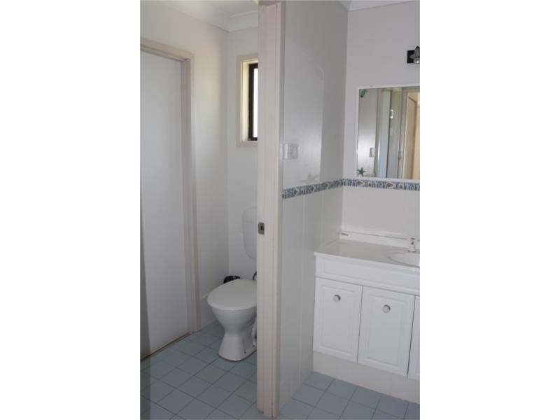 33 Lewis Drive, Medowie NSW 2318