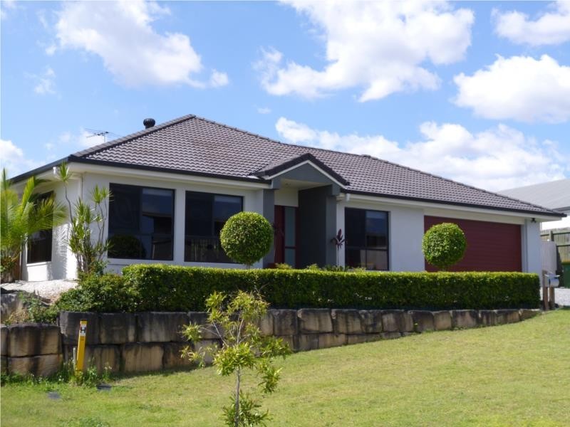 1 Flora Link, Springfield Lakes QLD 4300