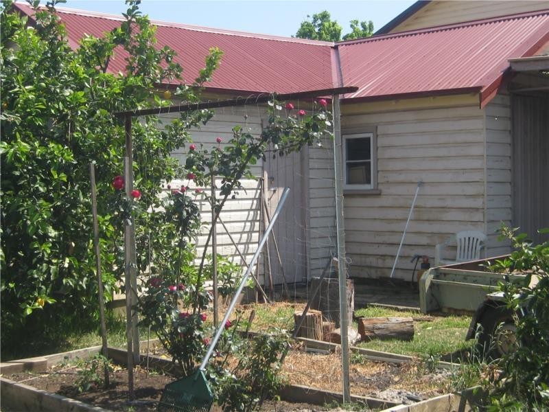 124 HILL CNR CARL STREETS, Muswellbrook NSW 2333