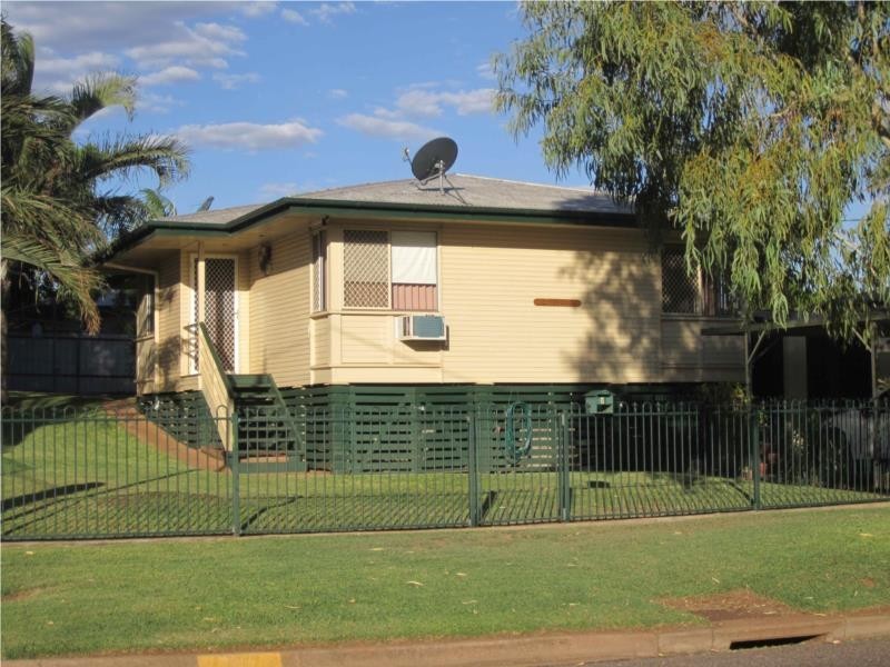 20 Fisher Drive, Mount Isa QLD 4825