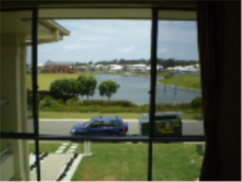 68 Southaven Drive, Helensvale QLD 4212
