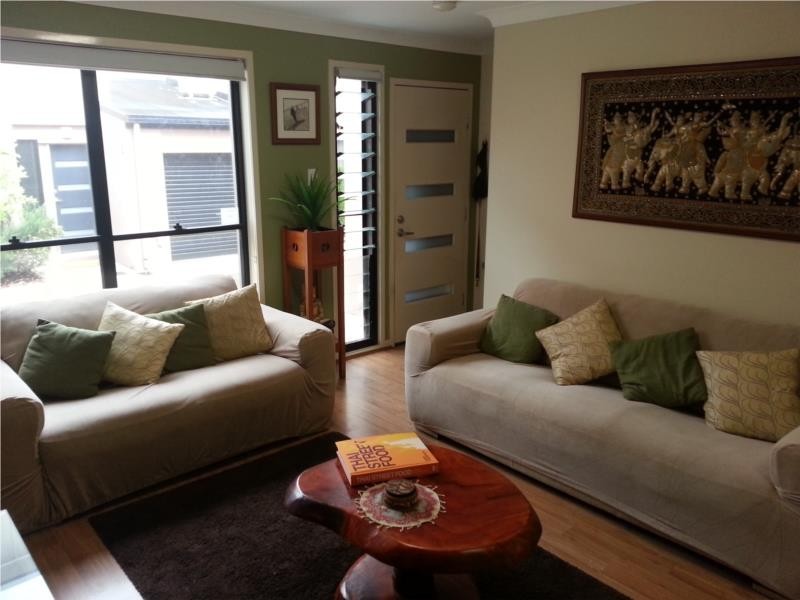 2/50 Waratah Avenue, Carina QLD 4152