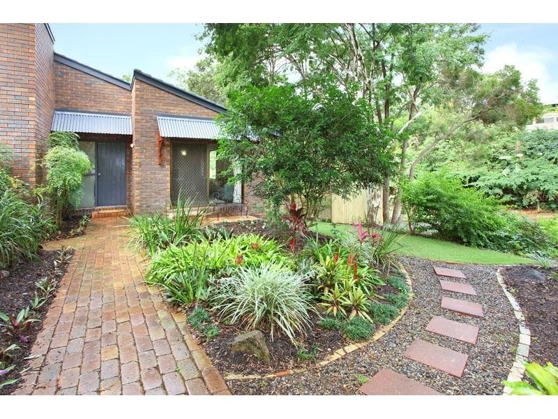 3 Job Street, Chapel Hill QLD 4069