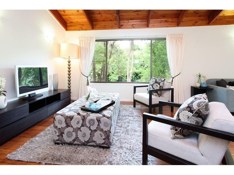 3 Job Street, Chapel Hill QLD 4069