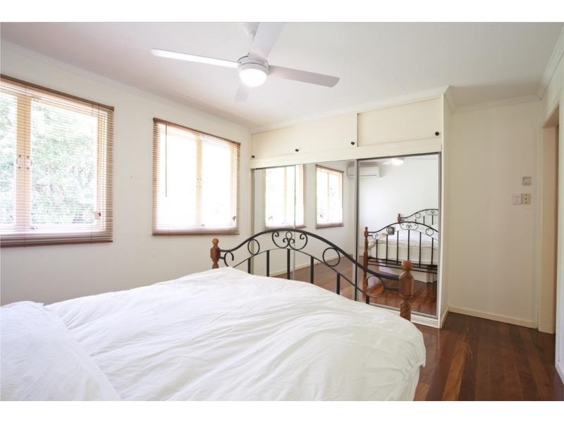 279 Mt Cotton Road, Capalaba QLD 4157