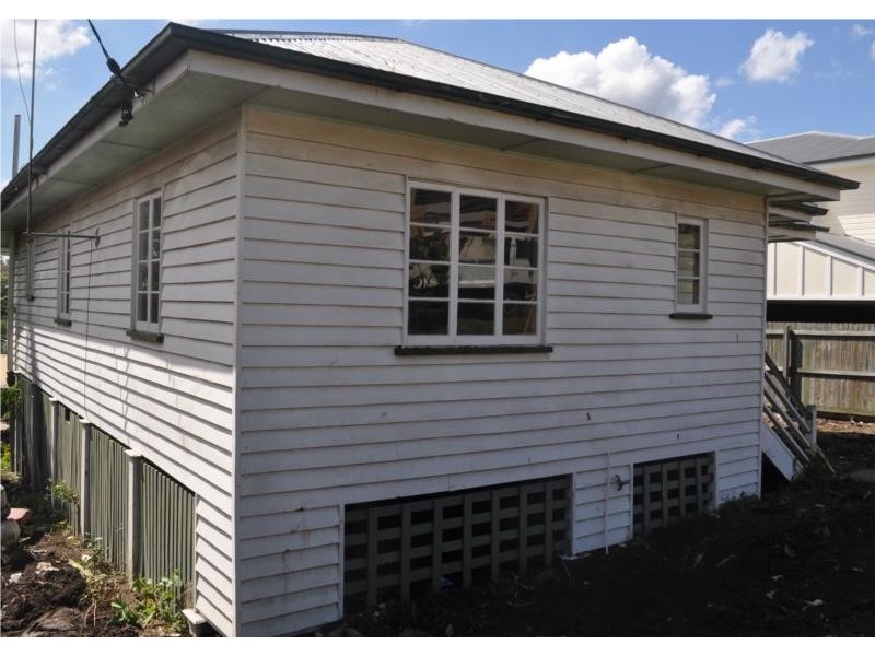 4 Prout Street, Camp Hill QLD 4152