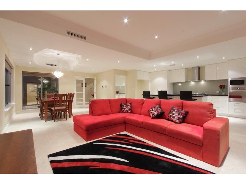 13 Wade Street, Joondanna WA 6060