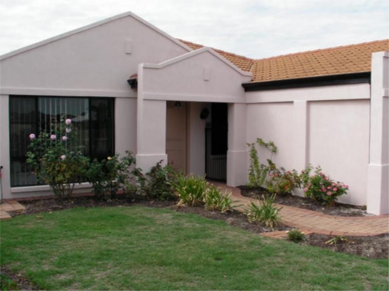 45 Fairfield Gardens, Canning Vale WA 6155