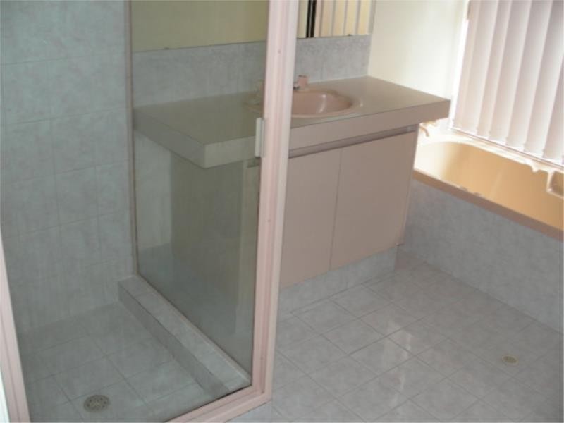 45 Fairfield Gardens, Canning Vale WA 6155