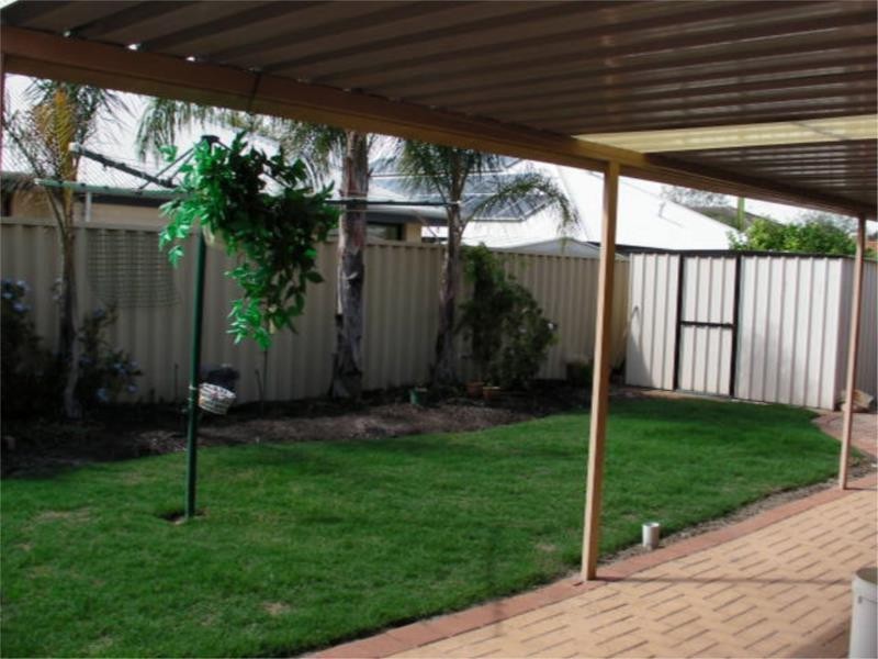 45 Fairfield Gardens, Canning Vale WA 6155