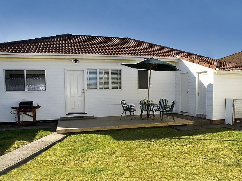 27 Thalassa Avenue, East Corrimal NSW 2518