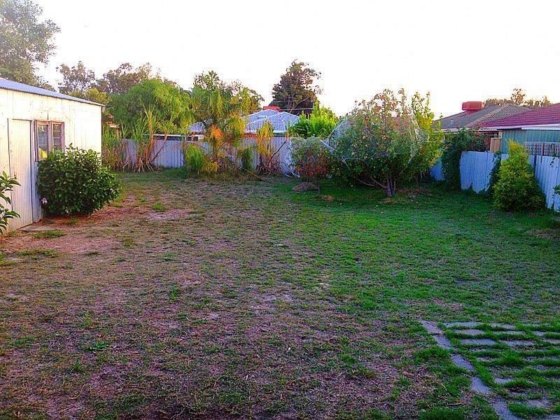 24 Haffner Court, Maddington WA 6109