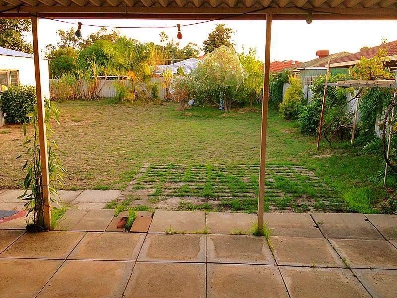 24 Haffner Court, Maddington WA 6109