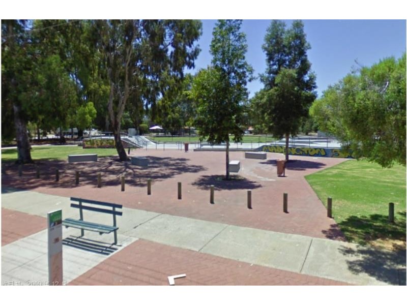 24 Haffner Court, Maddington WA 6109