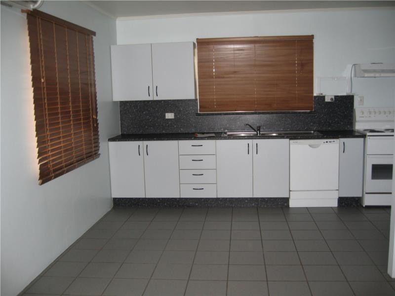 1/9 Cook Crescent, Sunset QLD 4825