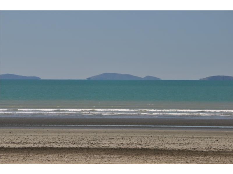 24 Ward Esplanade, Ball Bay QLD 4741